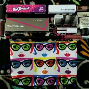 Ipsy/Birchbox 10pc Full & Sample Size Lip Bundle